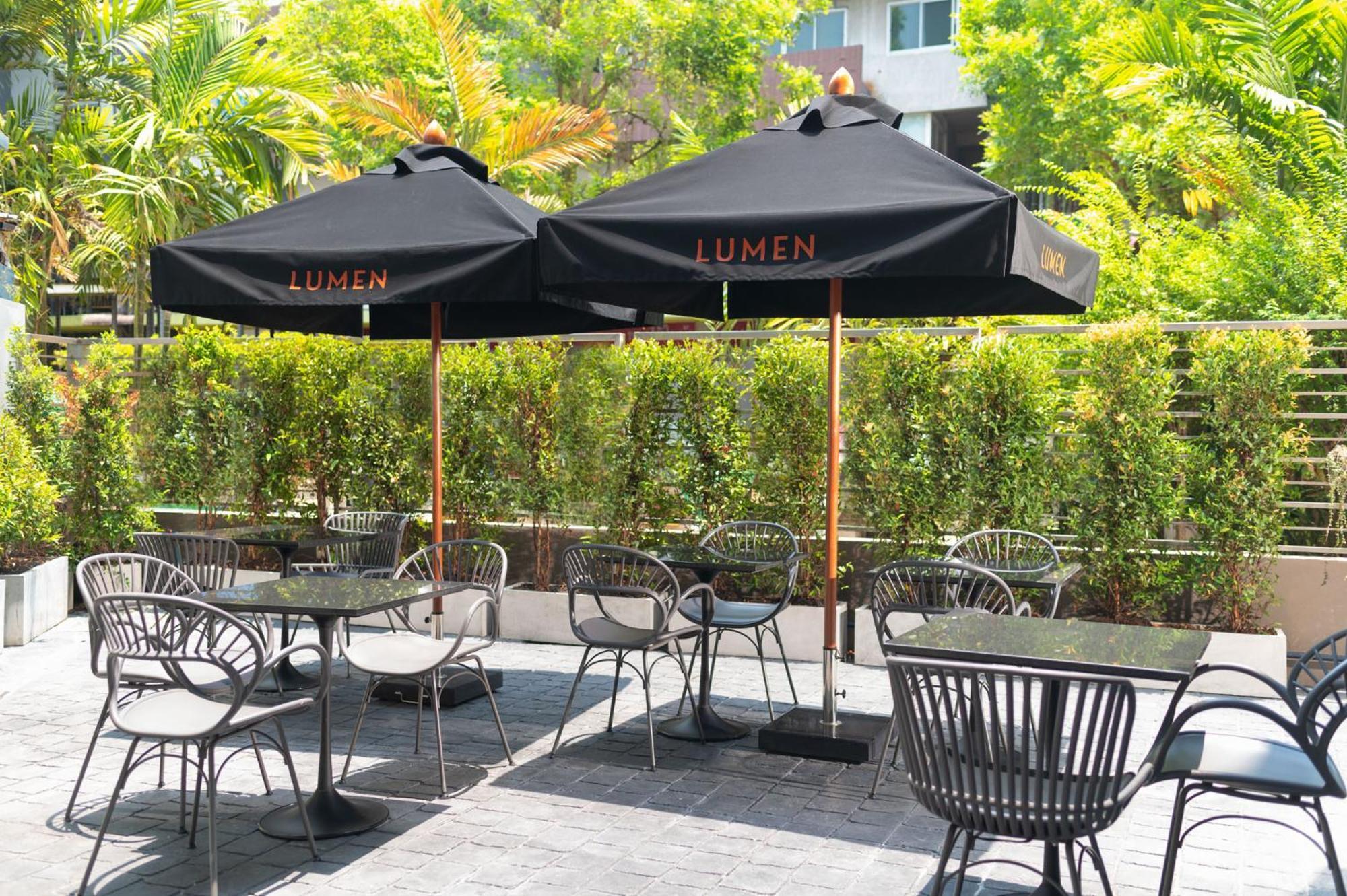 Hotel Lumen Bangkok Udomsuk Station Exterior foto