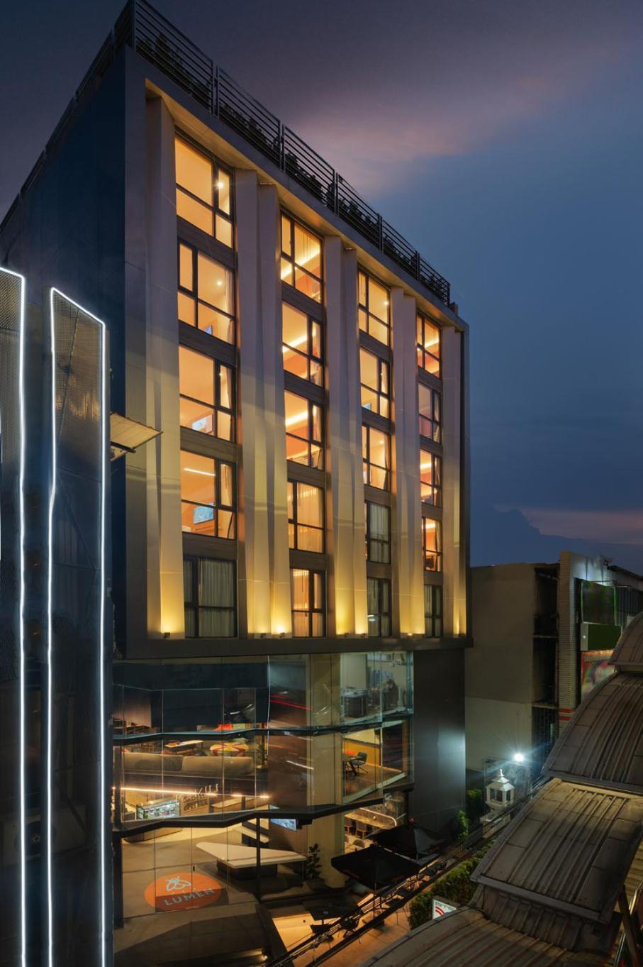Hotel Lumen Bangkok Udomsuk Station Exterior foto